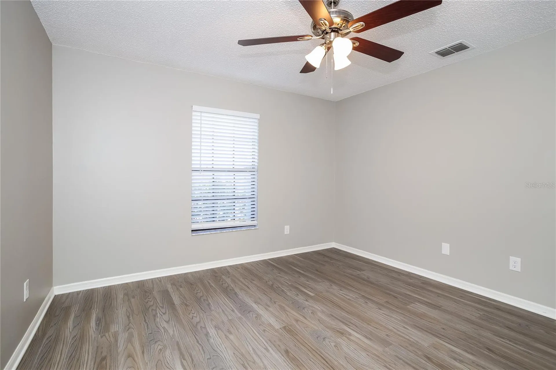 24 Bradford Court Kissimmee FL 34758