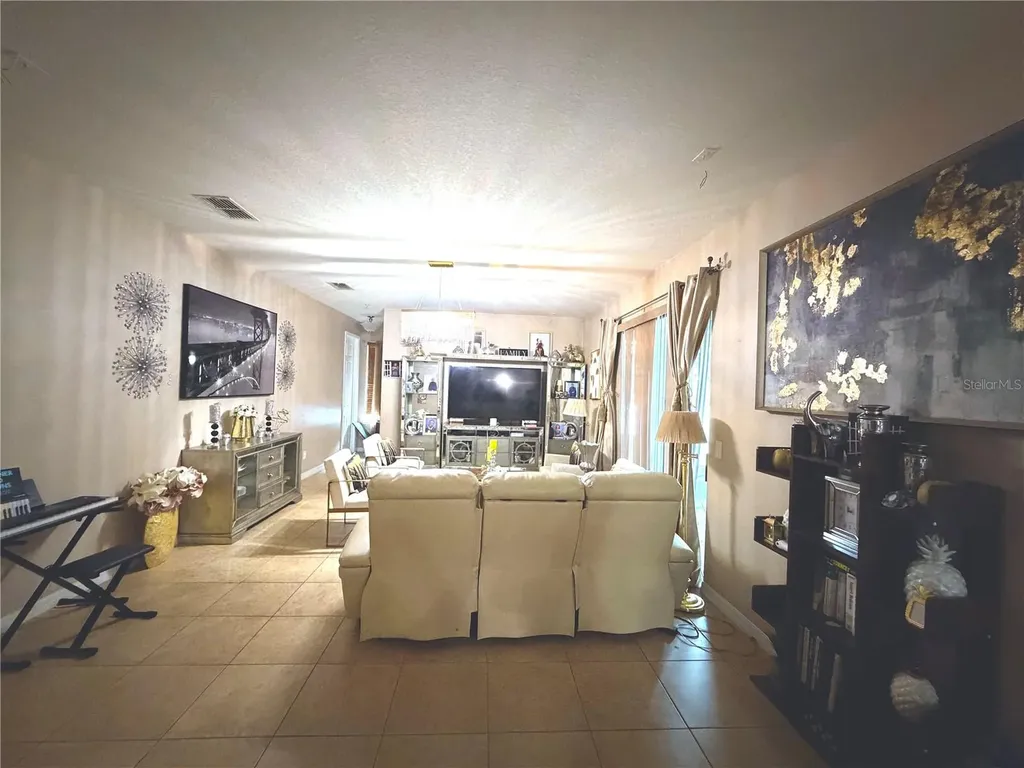 3982 Blossom Dew Drive Kissimmee FL 34746