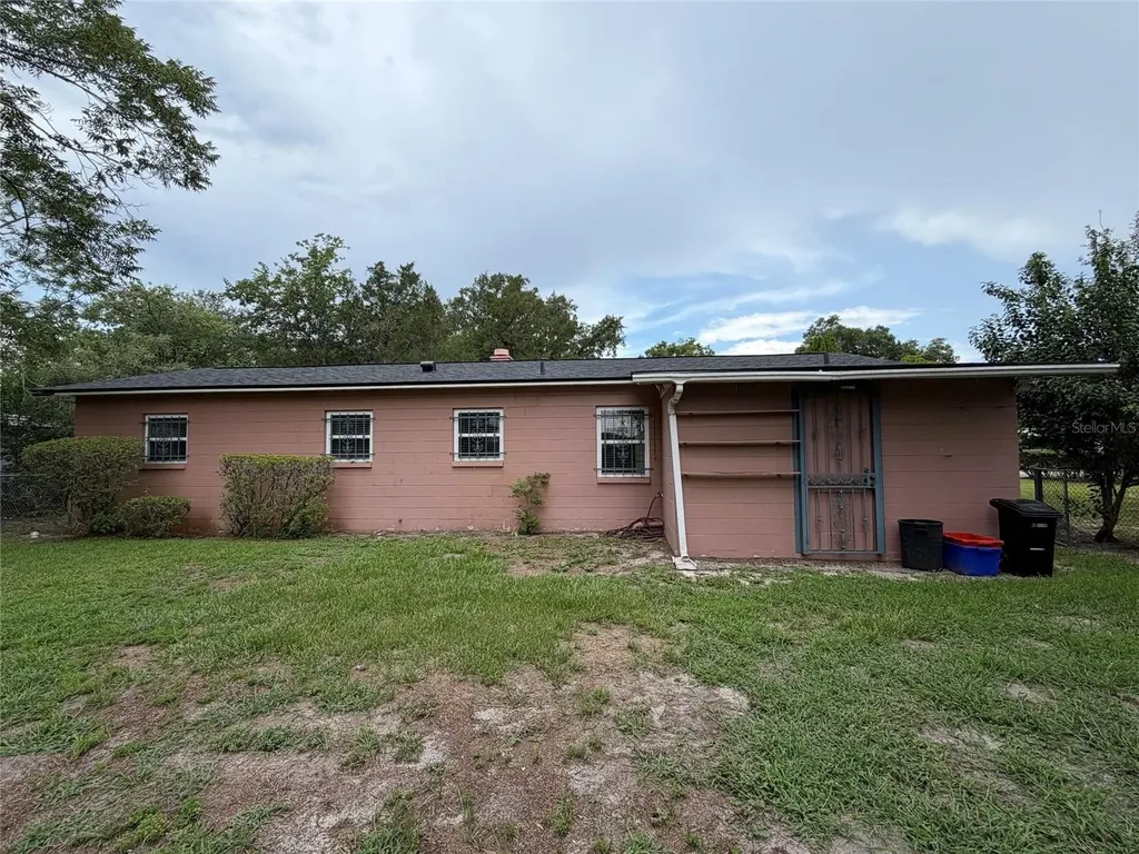 901 NE 23rd Street Gainesville FL 32641
