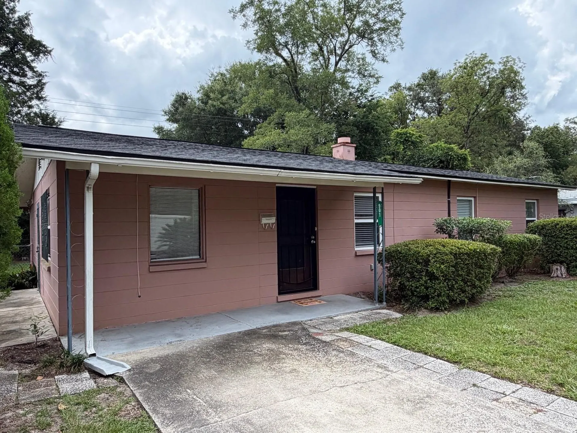 901 NE 23rd Street Gainesville FL 32641