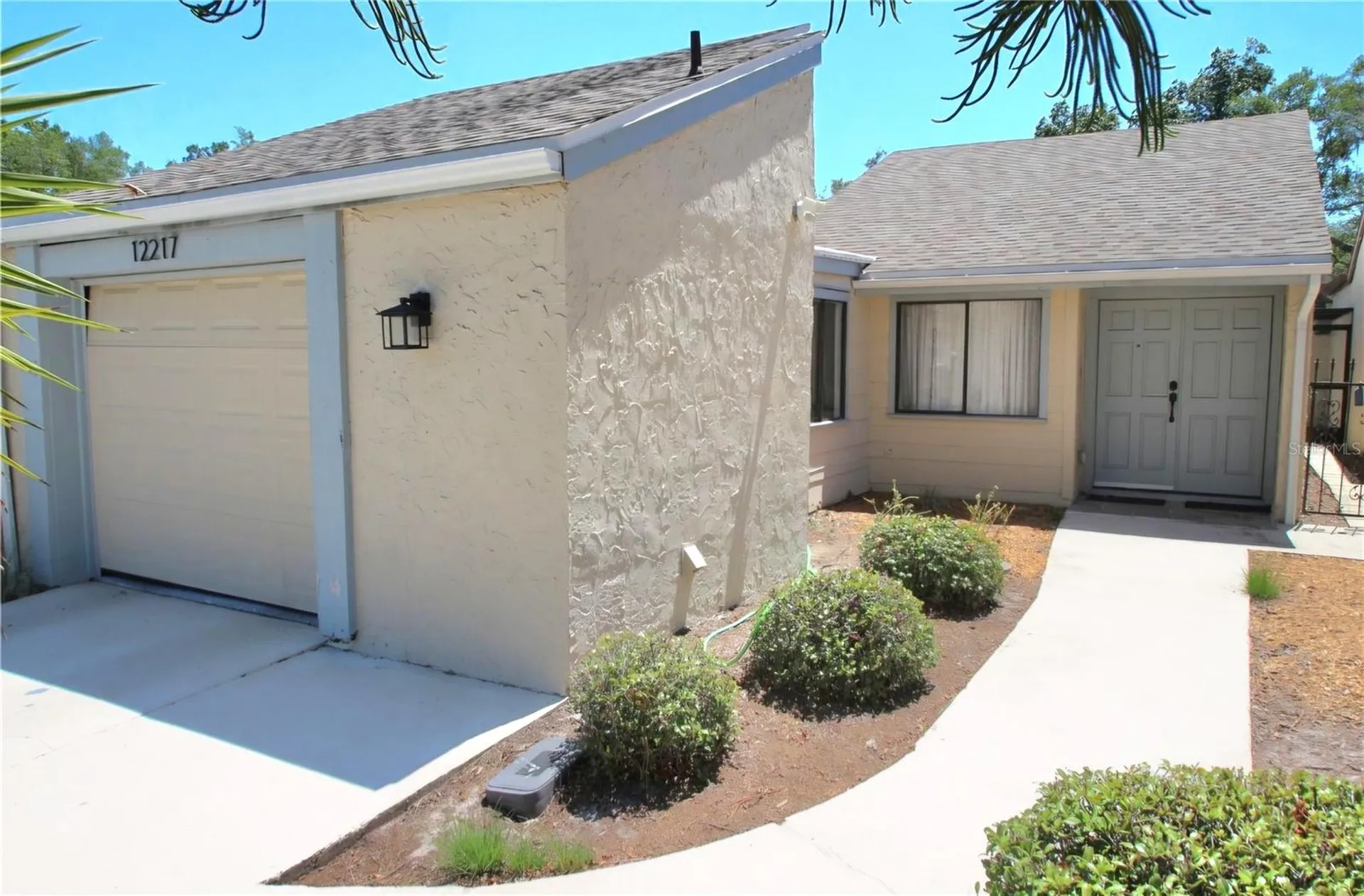 12217 Saddle Strap Row Hudson FL 34667