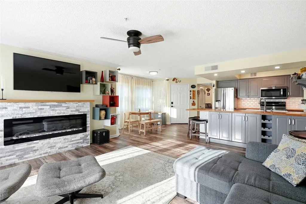 2400 Feather Sound Drive Clearwater FL 33762
