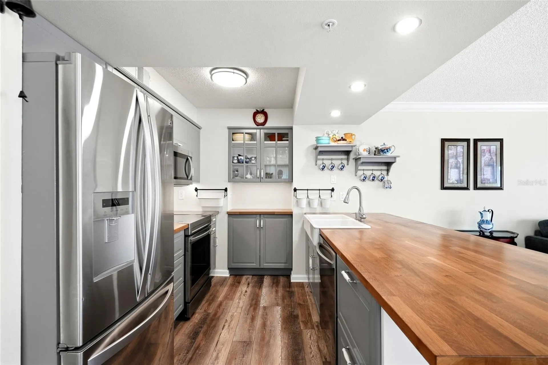 2400 Feather Sound Drive Clearwater FL 33762