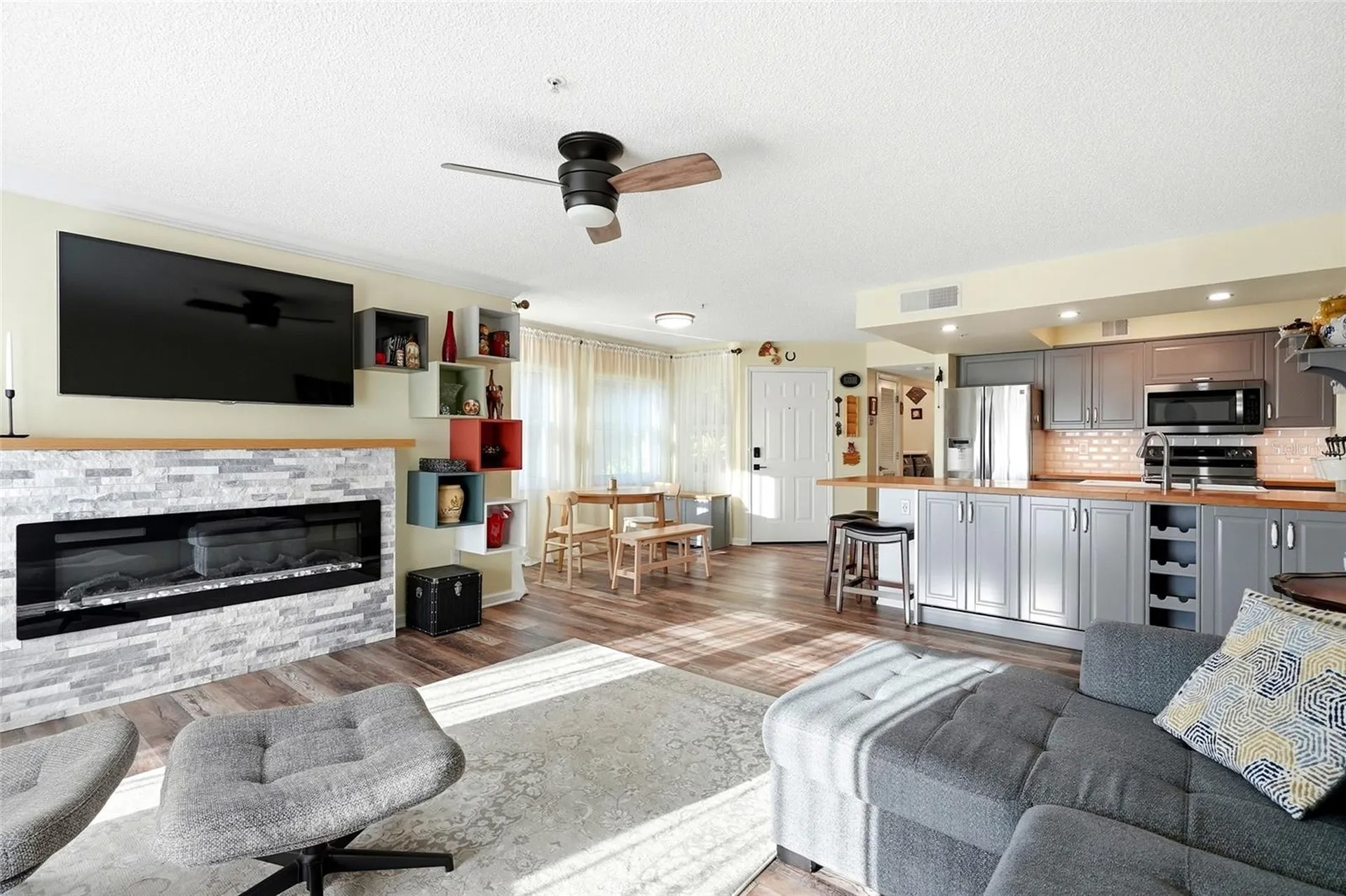 2400 Feather Sound Drive Clearwater FL 33762