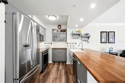 2400 Feather Sound Drive Clearwater FL 33762