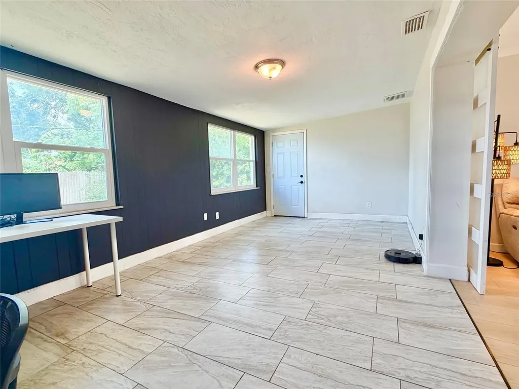 3300 58th Street N St Petersburg FL 33710
