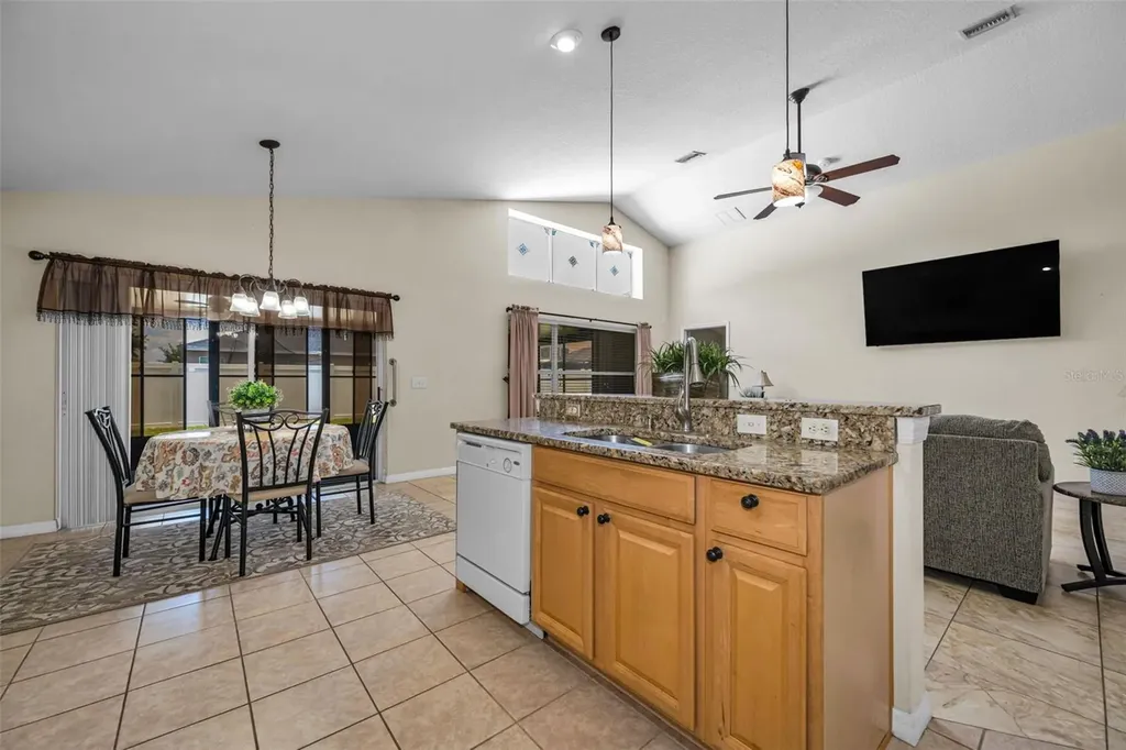6549 Crescent Loop Winter Haven FL 33884