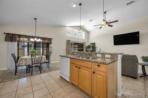 6549 Crescent Loop Winter Haven FL 33884