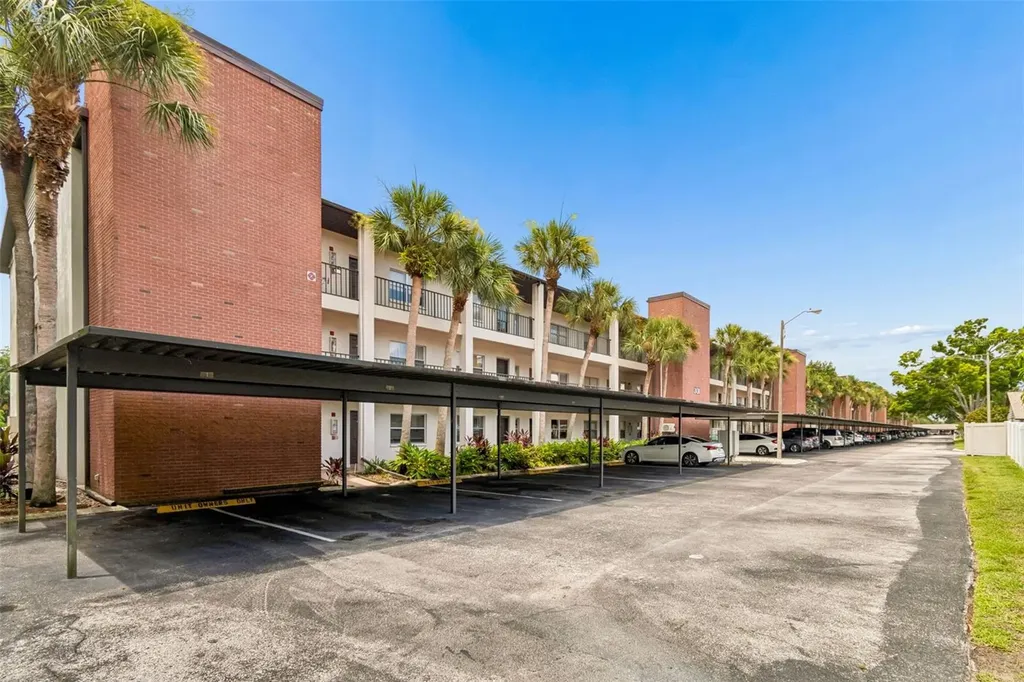 2438 Enterprise Road Clearwater FL 33763