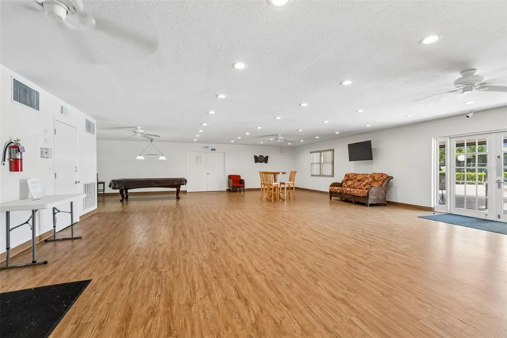 2438 Enterprise Road Clearwater FL 33763