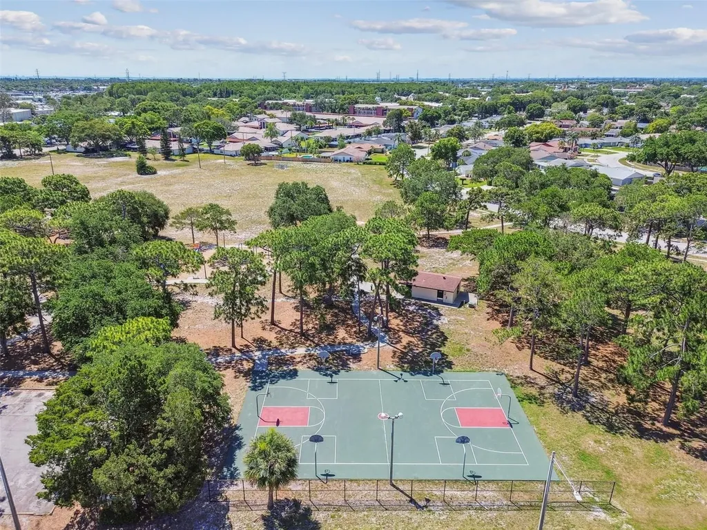 2438 Enterprise Road Clearwater FL 33763