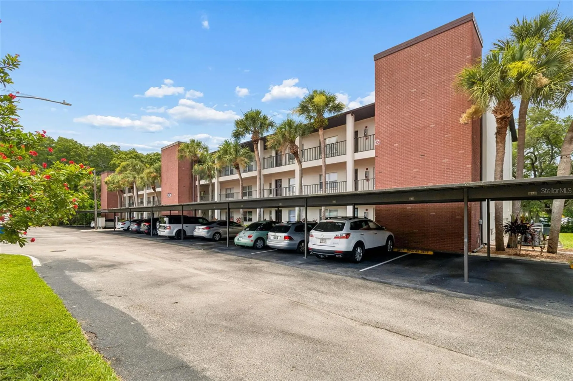 2438 Enterprise Road Clearwater FL 33763