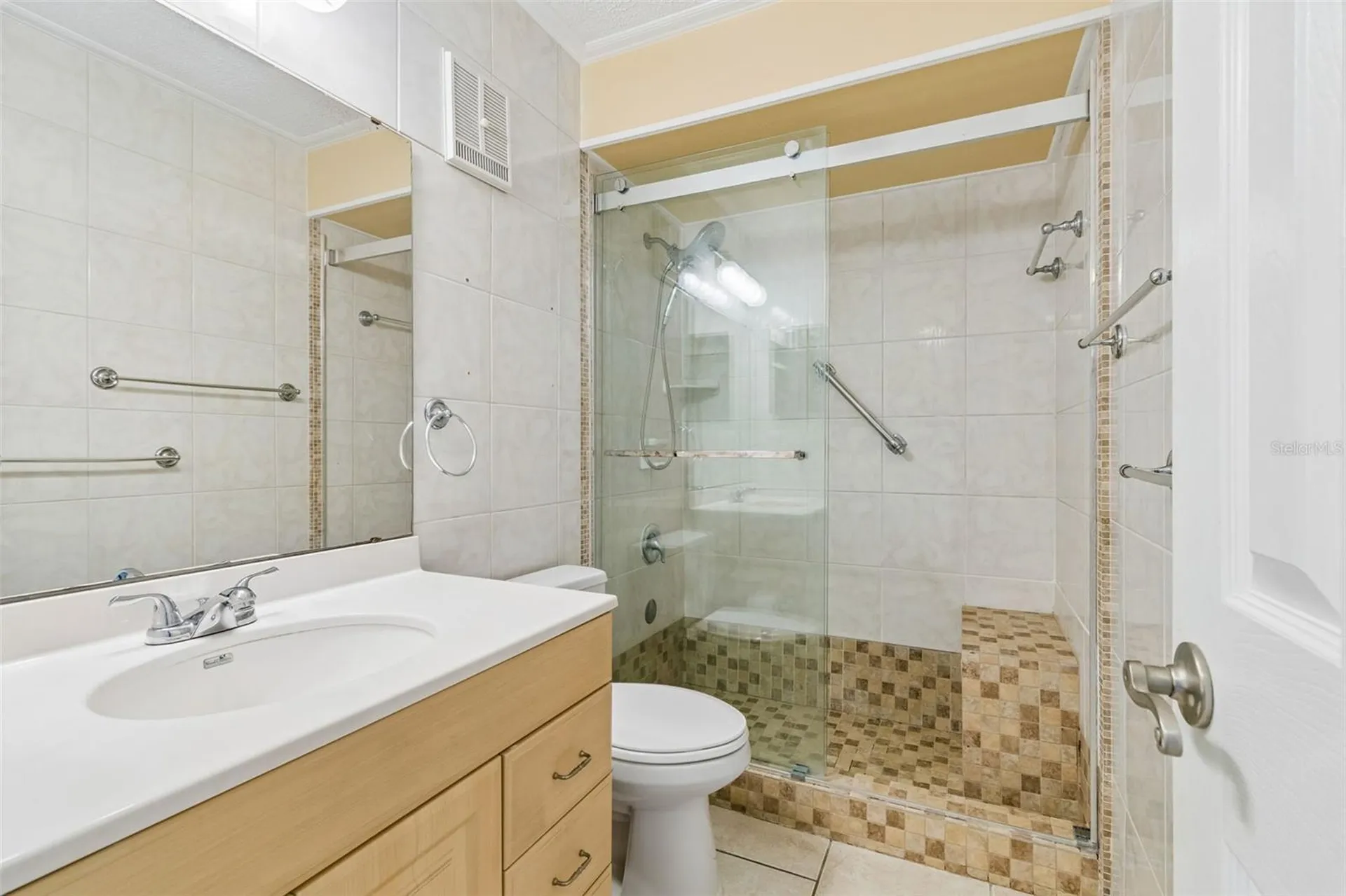 2438 Enterprise Road Clearwater FL 33763