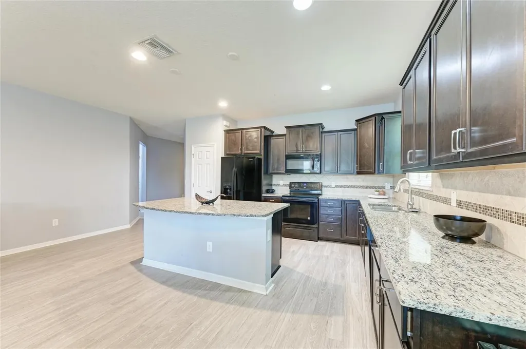 6306 Kevesta Avenue Palmetto FL 34221
