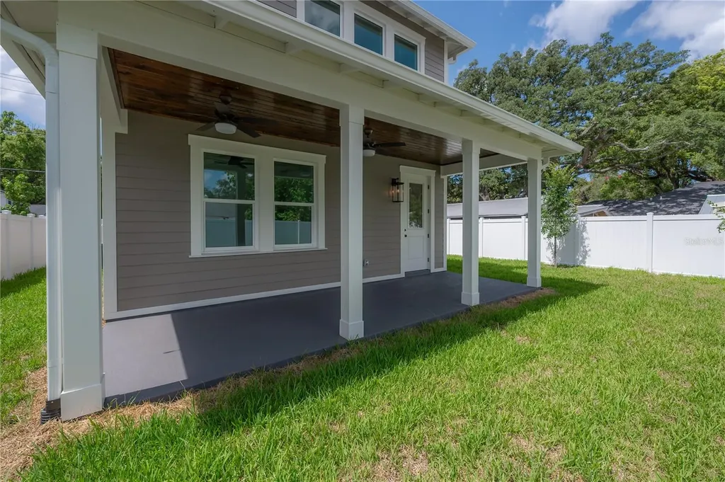 1222 E Chelsea Street Tampa FL 33603