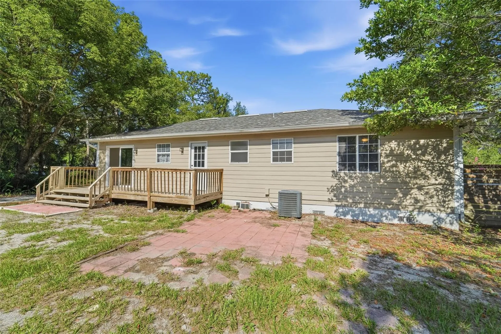 451 S Blue Lake Avenue Deland FL 32724