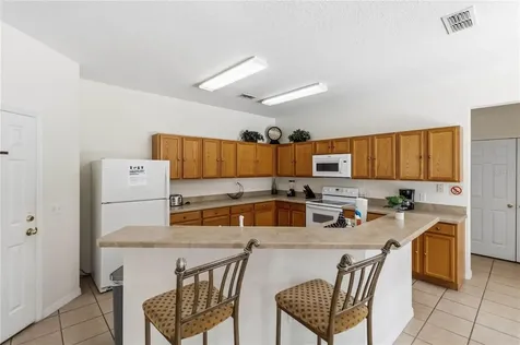 103 Bay Leaf Lane Davenport FL 33896