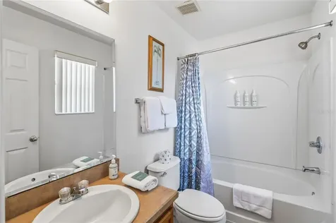 103 Bay Leaf Lane Davenport FL 33896