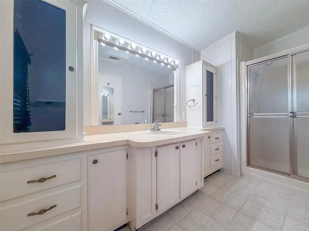 2510 Island Oaks E Lakeland FL 33805