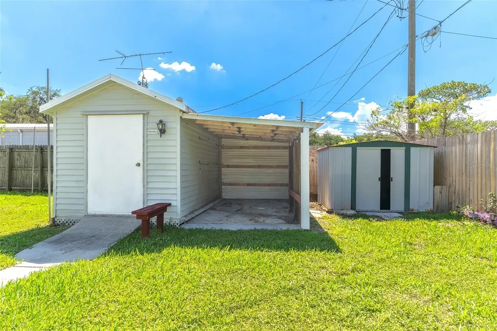 2510 Island Oaks E Lakeland FL 33805