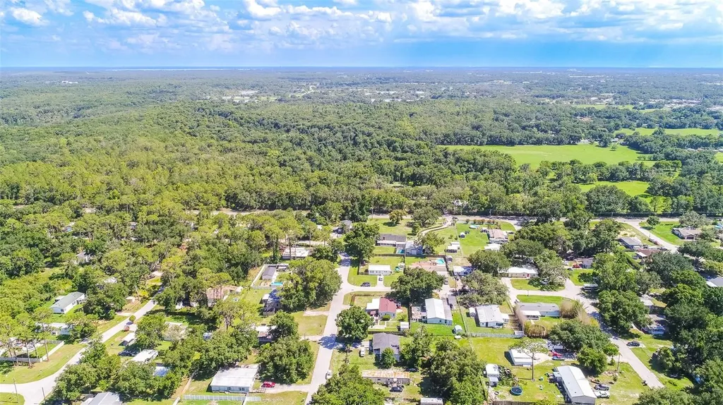 2510 Island Oaks E Lakeland FL 33805