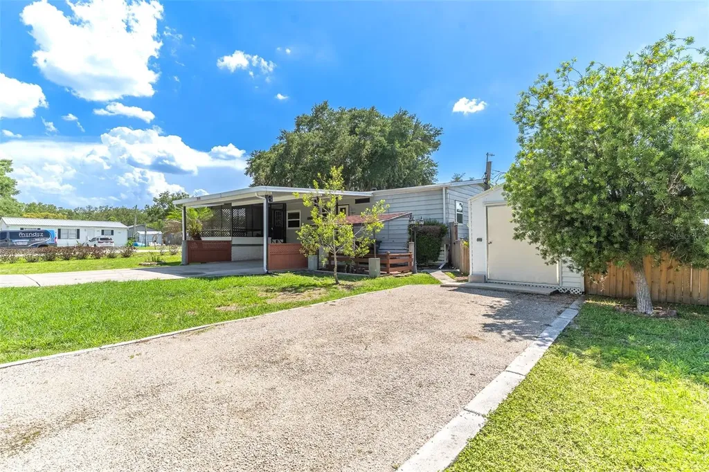 2510 Island Oaks E Lakeland FL 33805