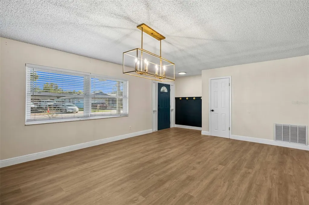 10016 Bridlewood Avenue Orlando FL 32825