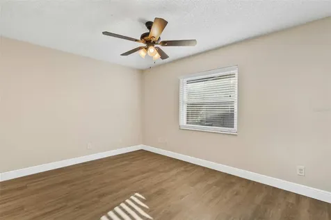 10016 Bridlewood Avenue Orlando FL 32825