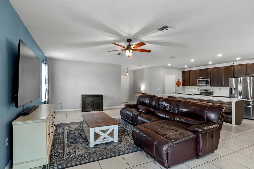 15266 Aquarius Way Mascotte FL 34753