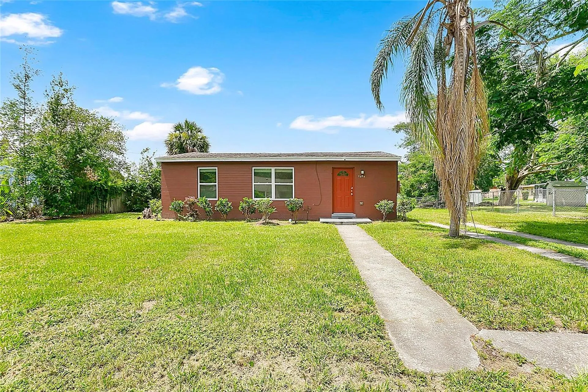 3824 Johnson Street Orlando FL 32805