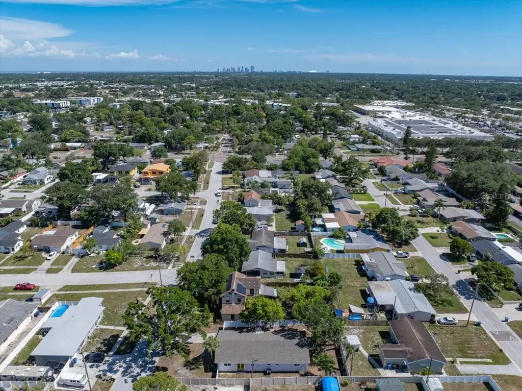 8452 6th Street N St Petersburg FL 33702
