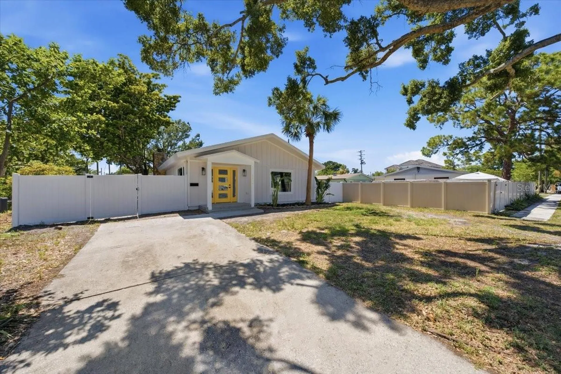 8452 6th Street N St Petersburg FL 33702