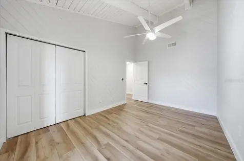 8452 6th Street N St Petersburg FL 33702