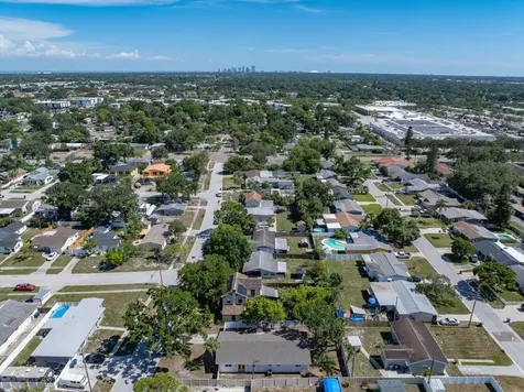 8452 6th Street N St Petersburg FL 33702