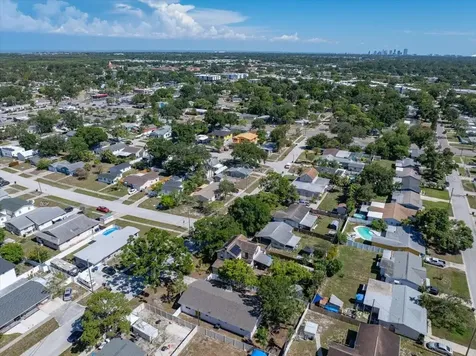 8452 6th Street N St Petersburg FL 33702