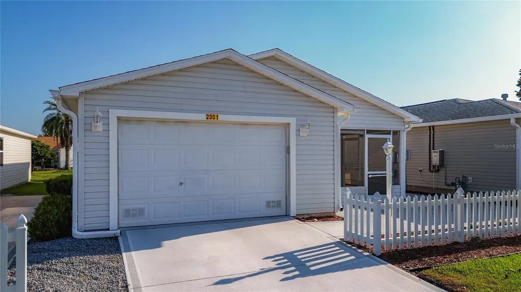 2301 Whisper Street The Villages FL 32162