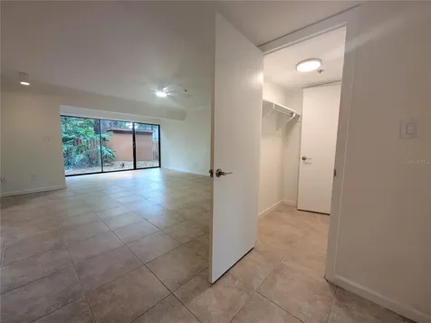 944 E Michigan Street Orlando FL 32806