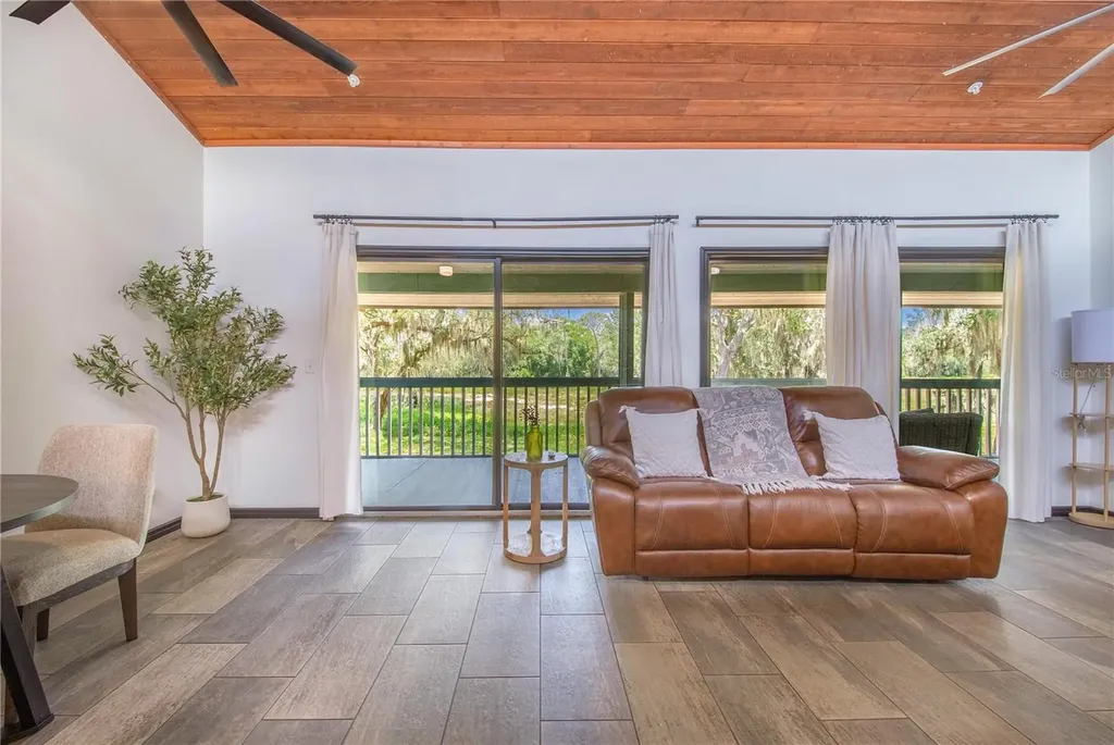 816 Pinewood Court Haines City FL 33844