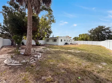 5306 3rd Street W Bradenton FL 34207