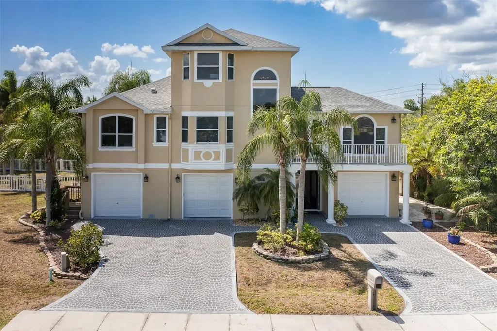 3020 Sheppards Crook Court Holiday FL 34691