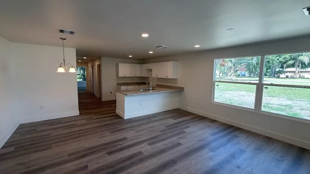 638 W 7th Street Lakeland FL 33805