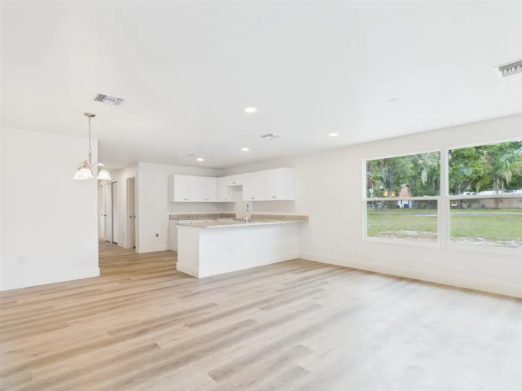 638 W 7th Street Lakeland FL 33805
