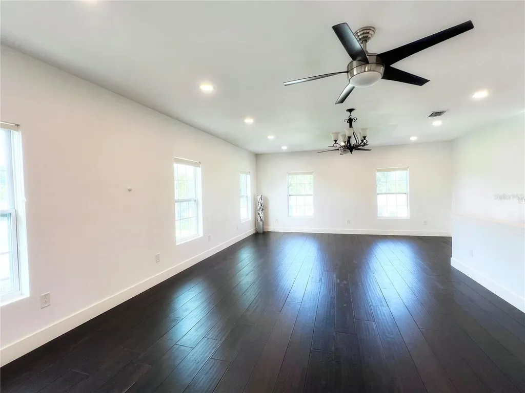 974 Pinelli Street Orlando FL 32803