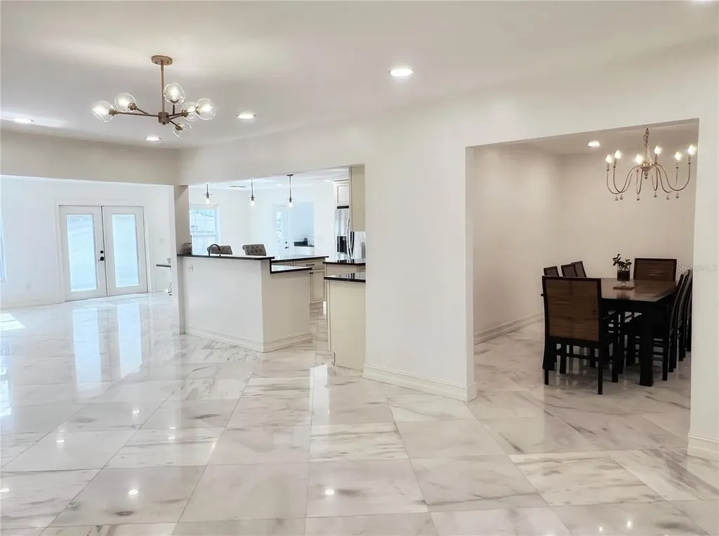 974 Pinelli Street Orlando FL 32803