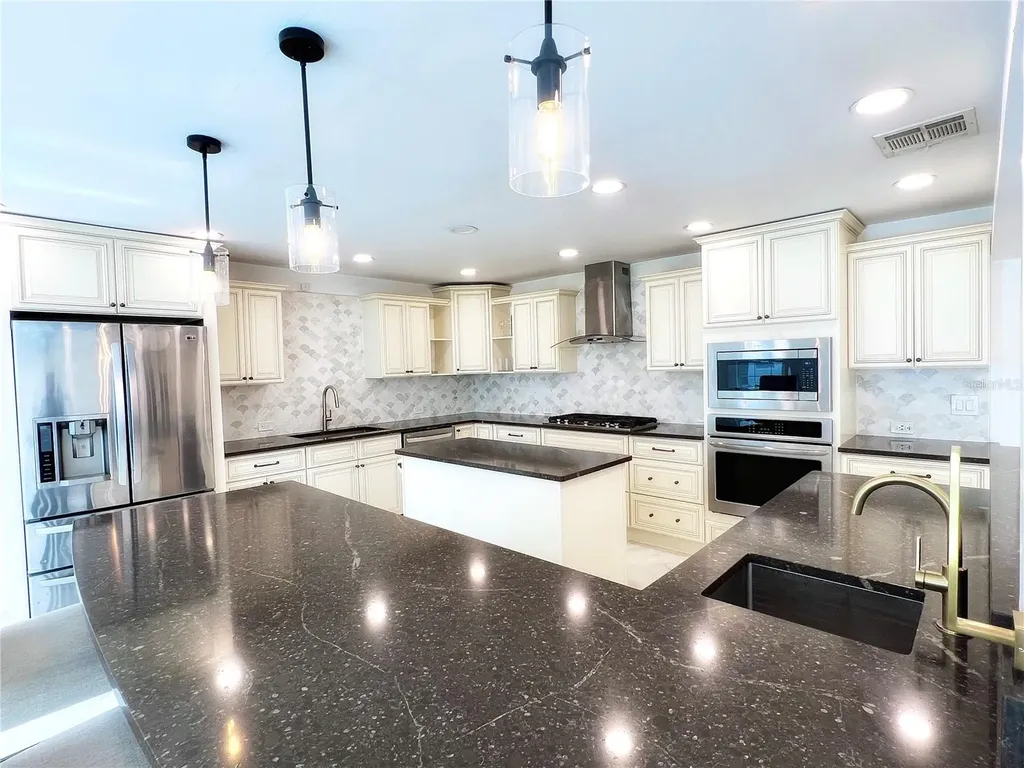 974 Pinelli Street Orlando FL 32803