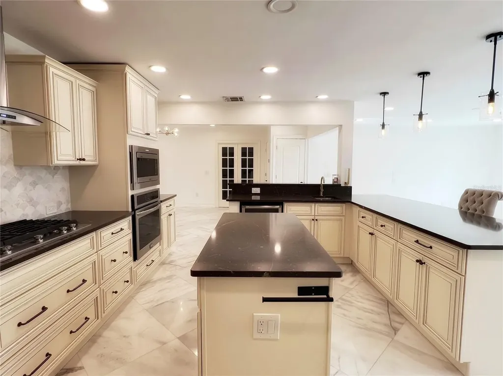 974 Pinelli Street Orlando FL 32803