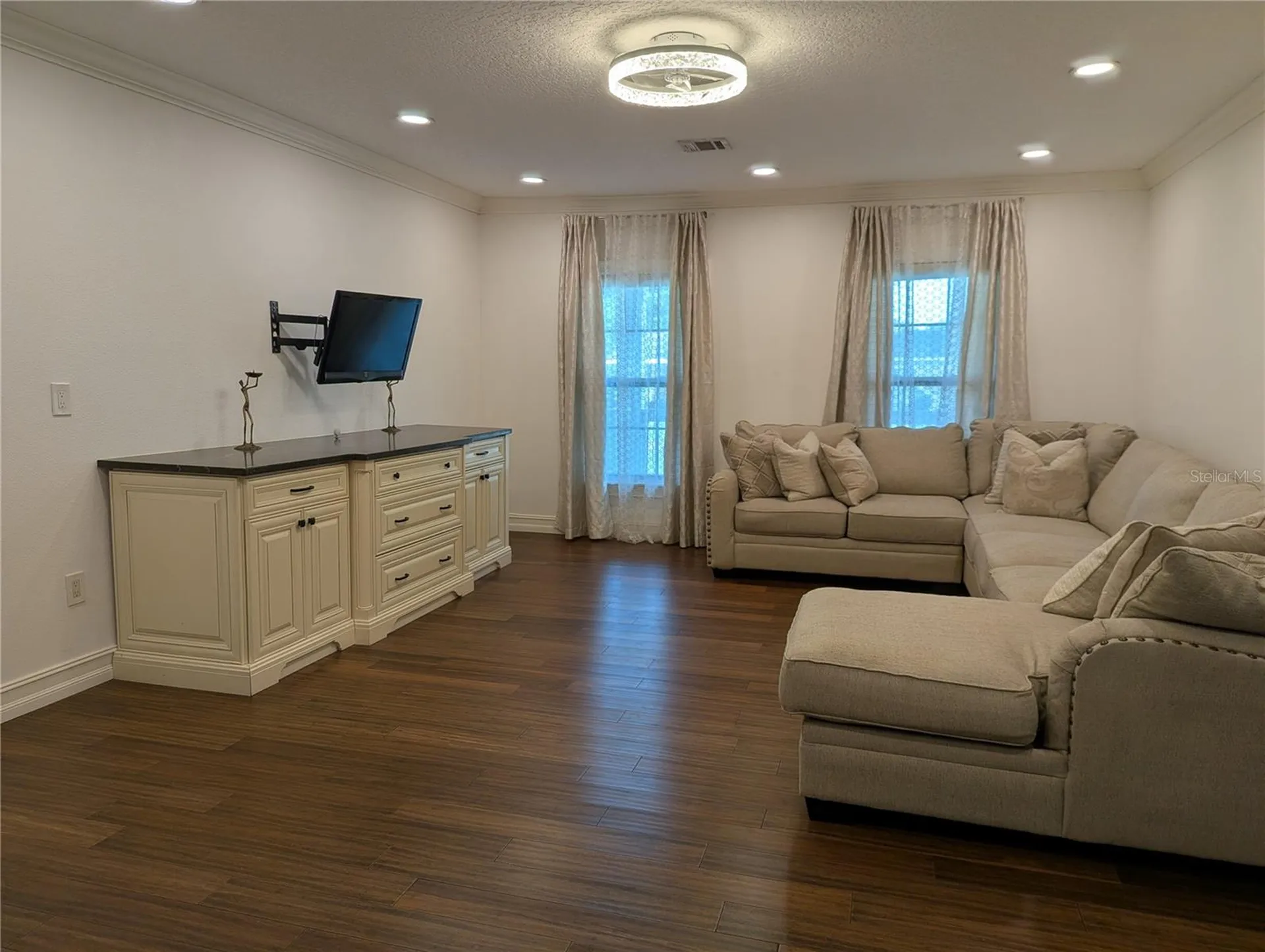 974 Pinelli Street Orlando FL 32803