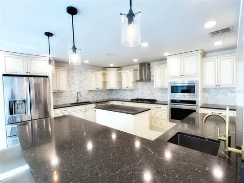 974 Pinelli Street Orlando FL 32803