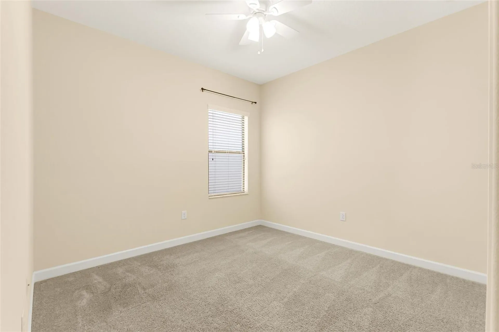 1317 Gleneagles Lane Davenport FL 33896
