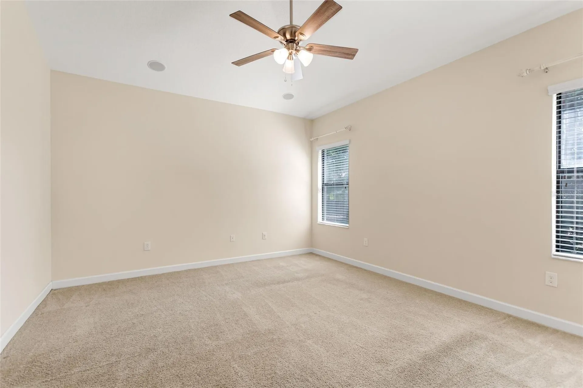 1317 Gleneagles Lane Davenport FL 33896